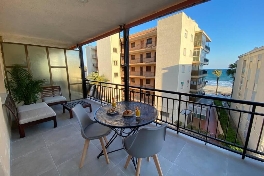 דירות סאלו Amplio Apartamento Seaview מראה חיצוני תמונה